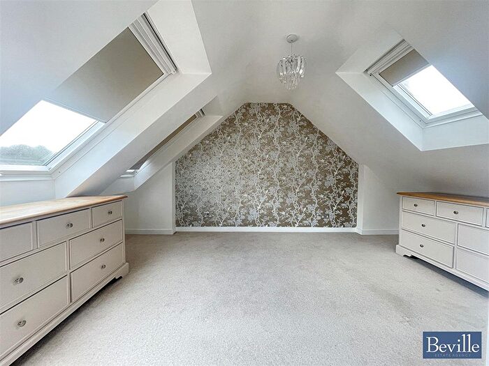 4 Bedroom Semi-detached House To Rent In Grove Road, Sonning Common, Reading, RG4