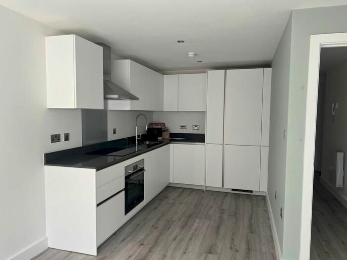 2 Bedroom Flat To Rent In Tamworth Street, Lichfield, WS13