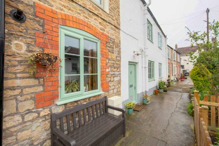 2 Bedroom Terraced House To Rent In St Davids Place, Bruton, BA10