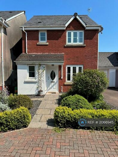 3 Bedroom Detached House To Rent In Heol Banc Y Felin, Gorseinon, Swansea, SA4