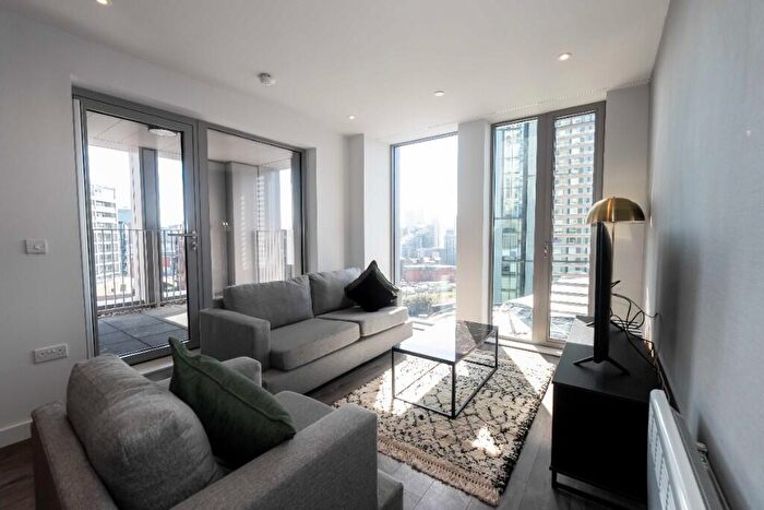 3 Bedroom Apartment To Rent In Greengate, Manchester, Greater Manchester, M3