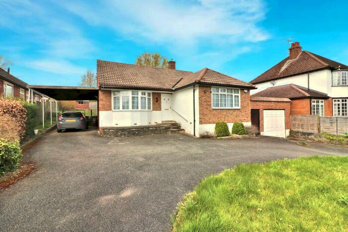 2 Bedroom Detached Bungalow To Rent In Fulling Mill Lane, Welwyn, AL6