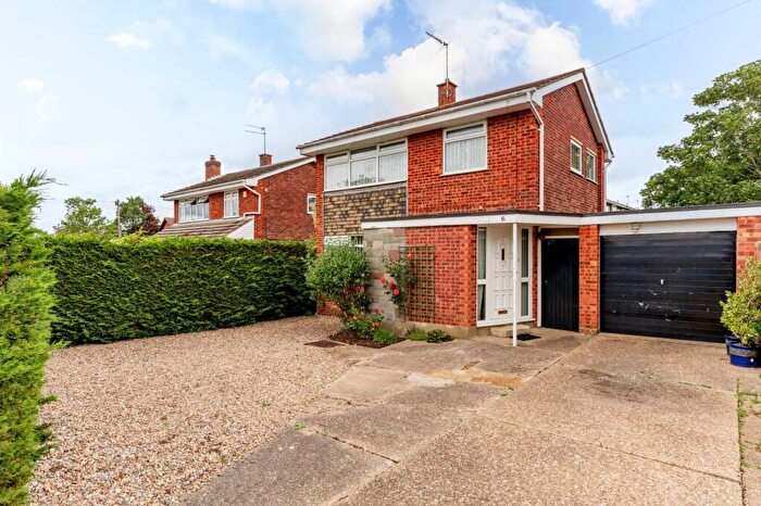 3 Bedroom Detached House For Sale In Wenhaston Way, Lowestoft, NR32