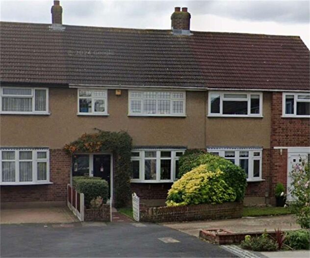 3 Bedroom Terraced House To Rent In Wiltshire Avenue, Hornchurch, RM11