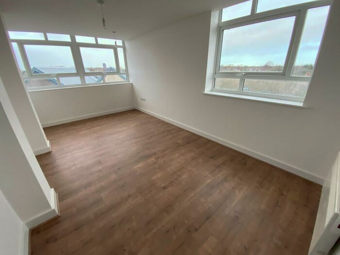 2 Bedroom Apartment To Rent In Belem Tower, L17