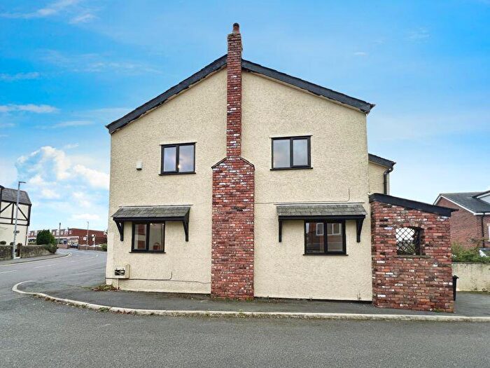 2 Bedroom Detached House To Rent In Chorley Road, Blackrod, BL6