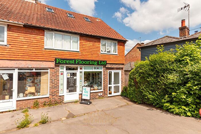 1 Bedroom Flat For Sale In Hartfield Road, Forest Row, RH18