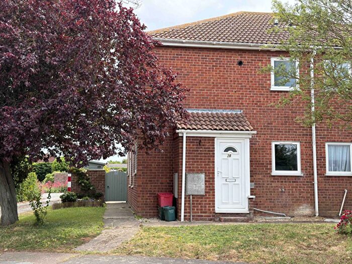 1 Bedroom Semi-Detached House To Rent In Clacton-On-Sea, CO16