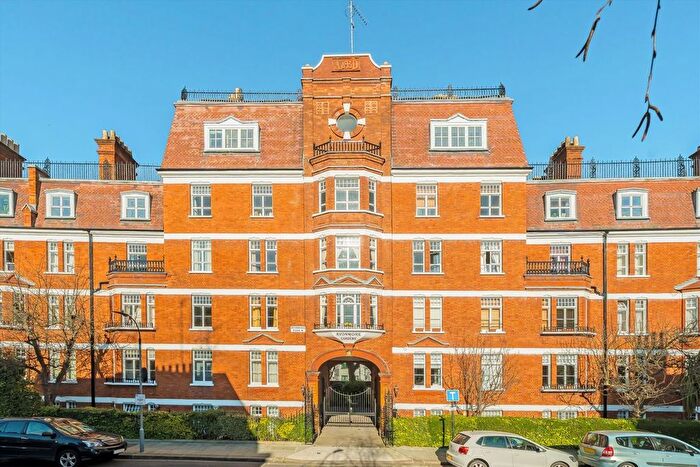 2 Bedroom Flat For Sale In Avonmore Gardens, West Kensington, W14