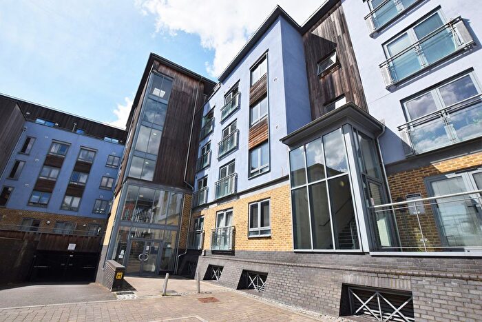 1 Bedroom Flat To Rent In Quayside Drive, Colchester, CO2