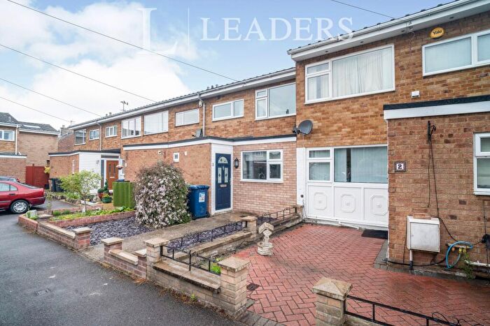 3 Bedroom House To Rent In Pamplin Court, CB1