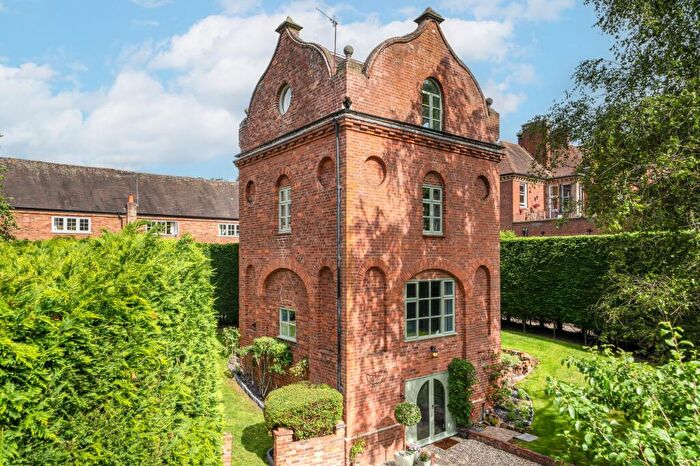 3 Bedroom Detached House For Sale In Wolverley Village, Wolverley, DY11
