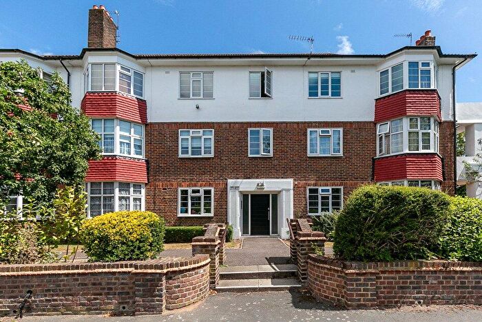 2 Bedroom Apartment For Sale In Addiscombe Road, Croydon, CR0