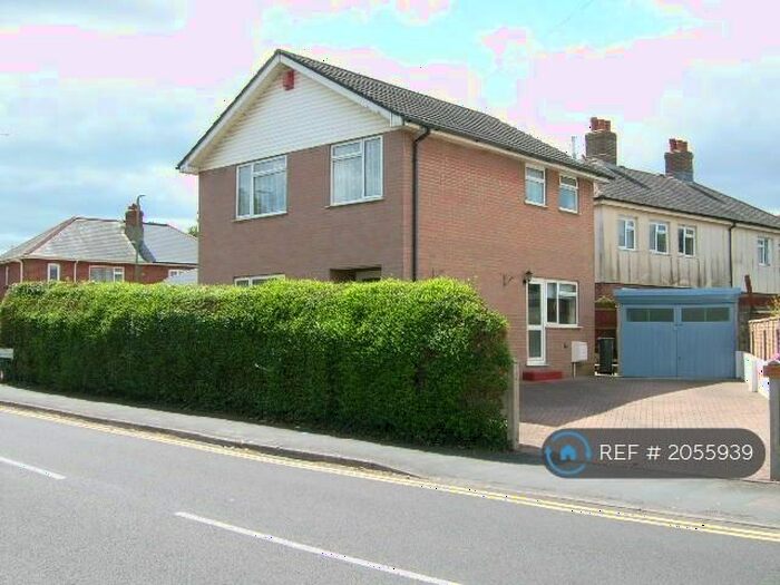 3 Bedroom Detached House To Rent In Malvern Road, Bournemouth, BH9
