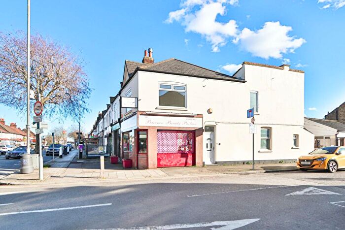 Studio To Rent In Burlington Road, New Malden, KT3