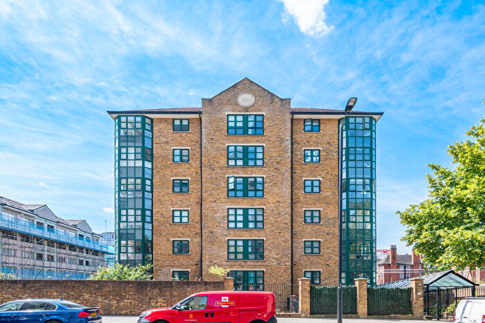 2 Bedroom Flat For Sale In Lisson Grove, St John's Wood, London, NW8