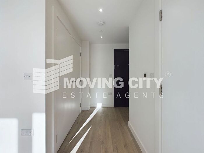 1 Bedroom Flat To Rent In Damsel Grove, London, N4