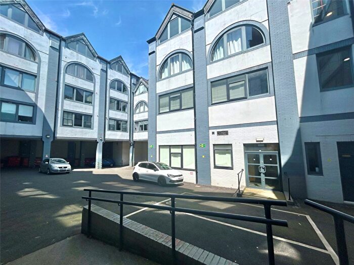 1 Bedroom Flat For Sale In Canning Street, Birkenhead, Merseyside, CH41