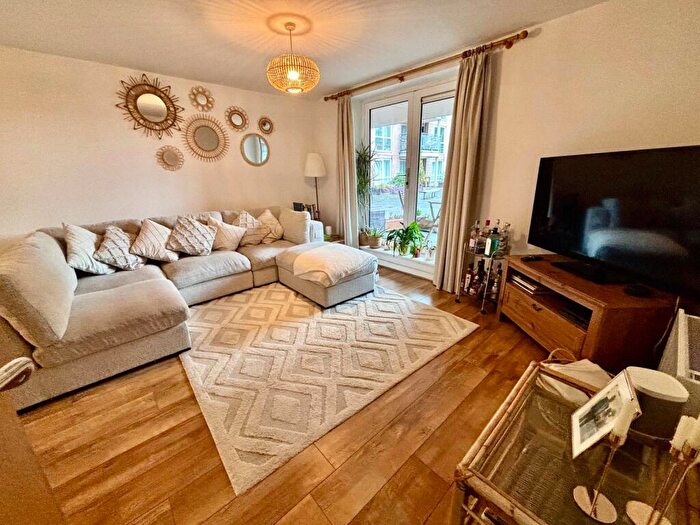 2 Bedroom Apartment For Sale In Warstone Lane, Birmingham, B18