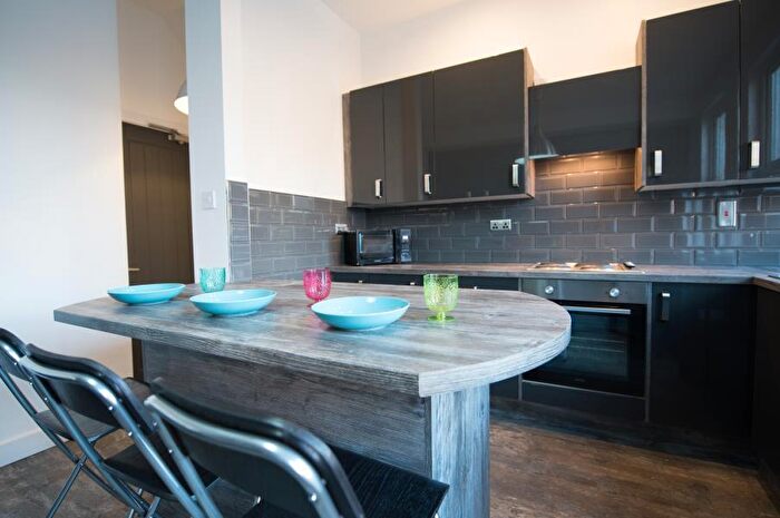 3 Bedroom Terraced House To Rent In Brudenell Grove, Hyde Park, Leeds, LS6