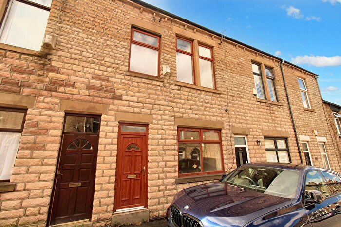 4 Bedroom Terraced House For Sale In Staley Road, Mossley, OL5