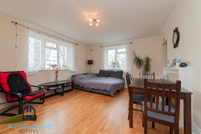 2 Bedroom Flat To Rent In Shoot Up Hill, London, NW2