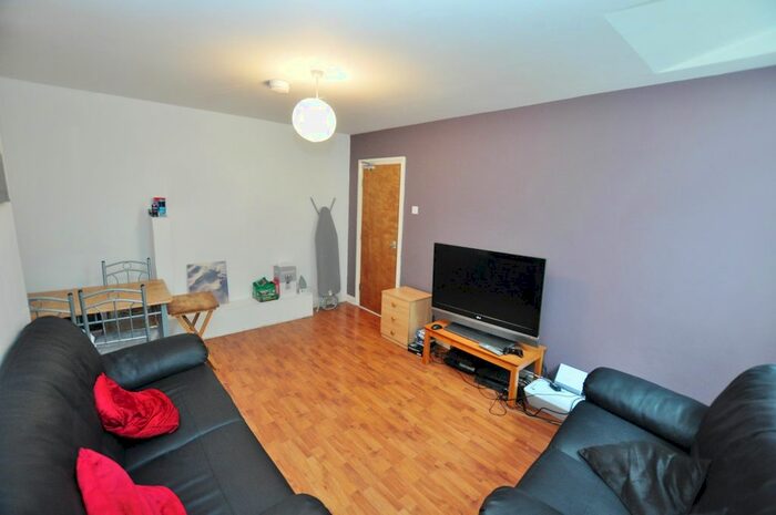 6 Bedroom Maisonette To Rent In Greystoke Avenue, Sandyford, Newcastle Upon Tyne, NE2
