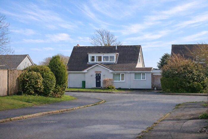 4 Bedroom Bungalow For Sale In Manor Park, Woolsery, Bideford, EX39