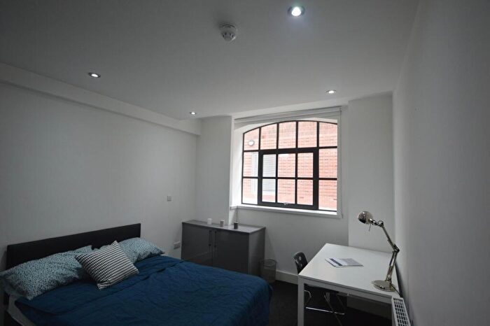 6 Bedroom House To Rent In Watkinson Street House **, Liverpool, L1