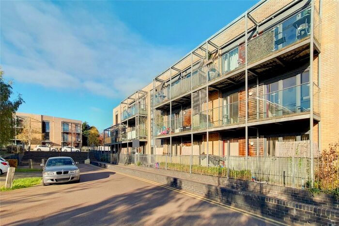 1 Bedroom Flat To Rent In Goddard Drive, Bushey, WD23