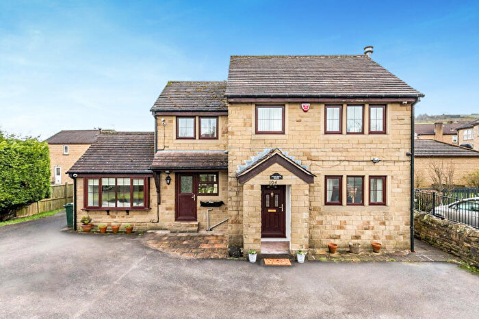 4 Bedroom Detached House For Sale In Cottingley Road, Sandy Lane, West Yorkshire, BD15
