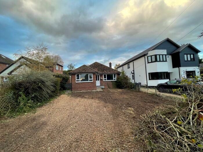 2 Bedroom Bungalow To Rent In Copes Road, Great Kingshill, HP15