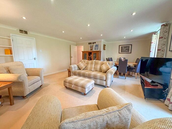 2 Bedroom Apartment To Rent In Fairlawns, Newmarket, Suffolk, CB8