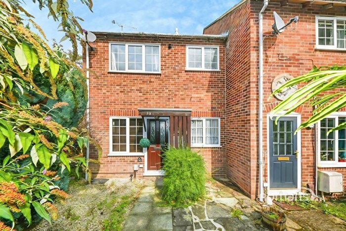 1 Bedroom End Terrace House To Rent In St. Benedicts Close, Aldershot, Hampshire, GU11