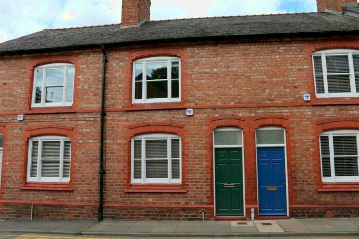 2 Bedroom Terraced House To Rent In Commonhall Street, Chester, CH1