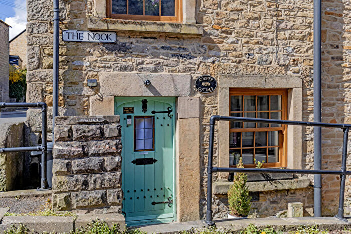 1 Bedroom Cottage For Sale In The Nook, Stoney Middleton, Hope Valley, S32
