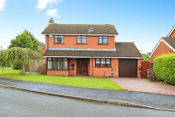3 Bedroom Detached House For Sale In Turnham Green, Perton Wolverhampton, Staffordshire, WV6
