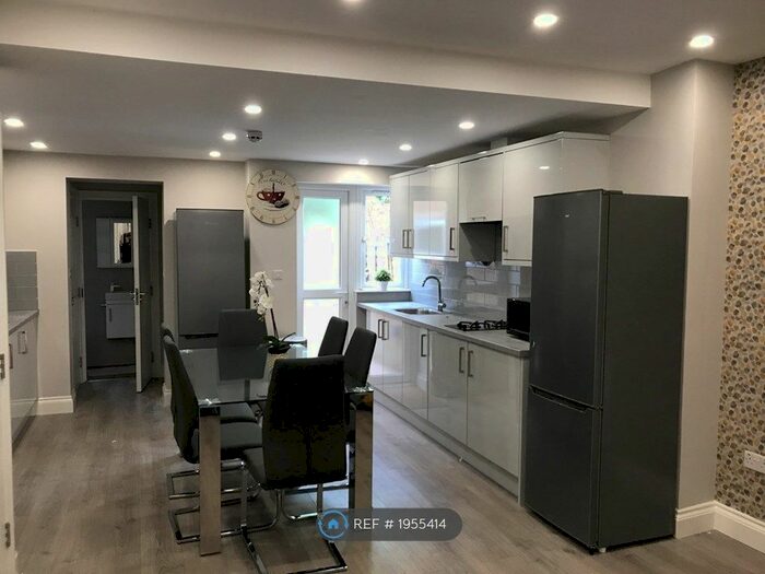 6 Bedroom Terraced House To Rent In Kitchener Road, Ipswich, IP1