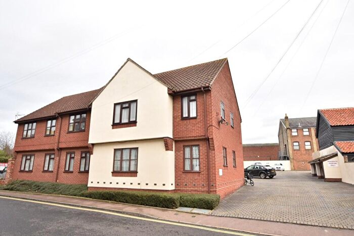 2 Bedroom Flat To Rent In Old Market Court, Burkitts Lane, CO10