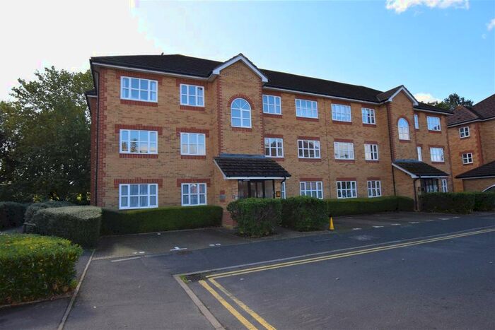 2 Bedroom Flat To Rent In Mapledurham House, RG4