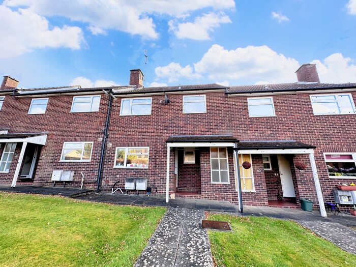 1 Bedroom Maisonette To Rent In Augustine Way, Bicknacre, Chelmsford, CM3