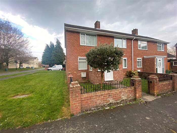 3 Bedroom House To Rent In Porlock Road, Southampton, SO16