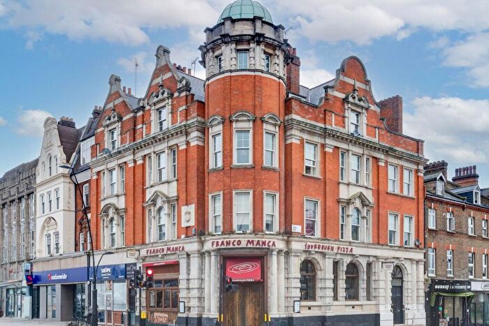 2 Bedroom Apartment For Sale In Kilburn High Road, Kilburn, NW6