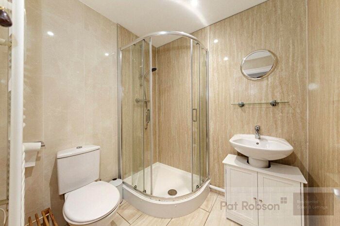 2 Bedroom Apartment To Rent In Akenside Terrace, Jesmond, Newcastle Upon Tyne, NE2