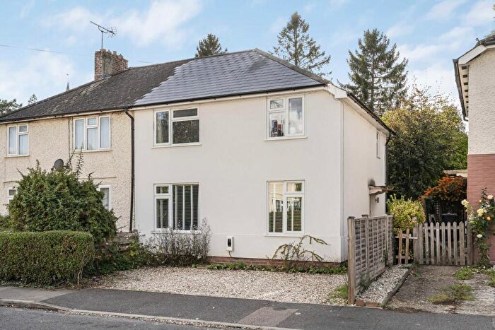 3 Bedroom Semi-Detached House For Sale In St. Lawrence Road, Alton, Hampshire, GU34