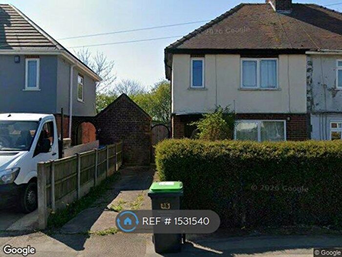 3 Bedroom Semi-Detached House To Rent In Healdswood St, Sutton-In-Ashfield, NG17