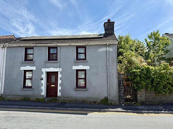 2 Bedroom Terraced House For Sale In Water Street, Kidwelly, Carmarthenshire, SA17