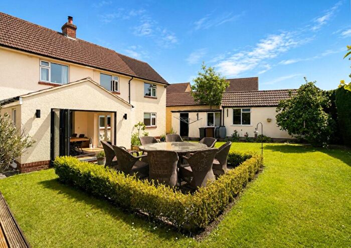 4 Bedroom House For Sale In Lynfield Road, Frome, BA11