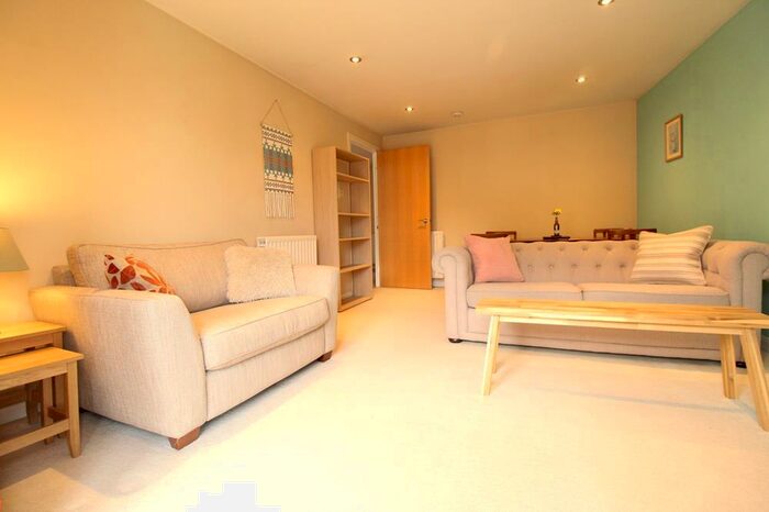 3 Bedroom Flat To Rent In Bannermill Place, Aberdeen, AB24
