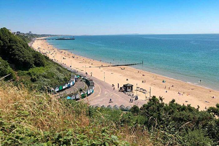 2 Bedroom Flat To Rent In Mildenhall, West Cliff Road, BH4